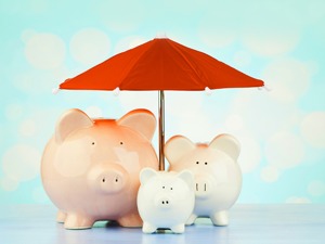 银保监会主席郭树清：已为人民群众养老、健康积累长期储备金近9万亿元