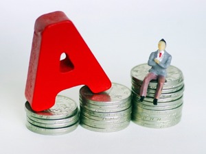 中国人保拟发行18亿股A股 发行价每股3.34元