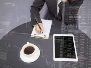 苹果1000亿美元股票回购计划已完成三成