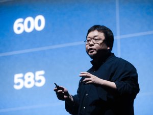 罗永浩发布会回应：锤子成都公司未解散  系研发人员调整整合