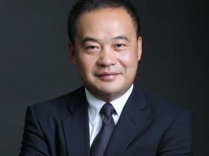 恒生电子总裁刘曙峰：互联网正在从工具变成环境 接下来会变成生产力