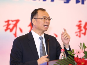 冶金工业规划研究院院长李新创：虽行业回暖 钢企应保持清醒头脑