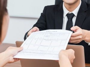 优化营商环境 成都锦江区11类许可证“并联审批”