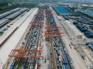 外贸冲刺，这两个西部省份“实力抢镜”