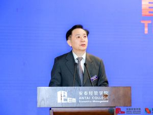 上海交大党委书记姜斯宪：高校的管理教育需要破浪前行