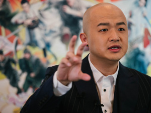 包贝尔：我很努力地让自己不被定性