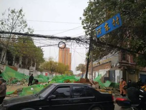 夜读 | 城中村里的爱情故事：女朋友只来过三次，就提出了分手
