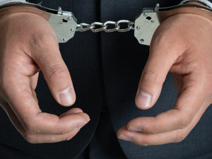 权健公司实控人束某某等18人被依法刑事拘留