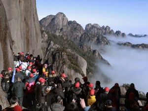 走马观花已成过去“快旅慢游”才最时尚 杭黄高铁公益之旅用公益做社会责任加法