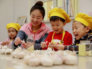 教育部：4月底前全面摸底排查城镇小区配套幼儿园 不得办成营利性幼儿园