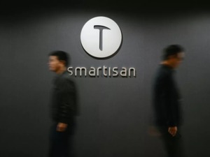 罗永浩终于抱上“大腿”？锤子科技员工改签今日头条，真相是…