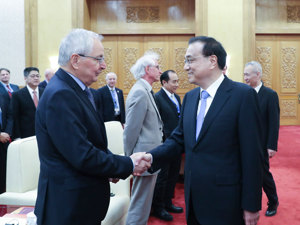 李克强：中国经济发展的基本面将会长期向好