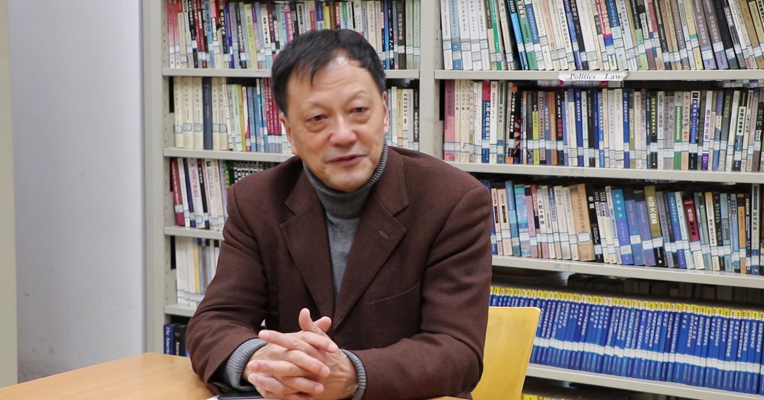 专访|（下集）川大教授石坚：不会开卡车的知识青年不是好的文学教授