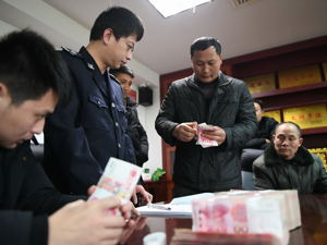 政府部门、大型国企已清偿账款1600亿 国务院要求春节前农民工工资拖欠力争“清零”
