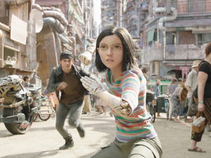 比《阿凡达》更宝贝，卡梅隆准备10年的《阿丽塔》将上映，这是它背后故事的首次揭秘