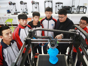 职业教育出台顶层设计：今年将启动1+X证书制度试点 到2022年大批普通高校向应用型转变