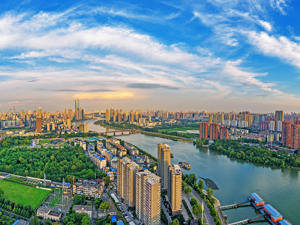 专家热议中国城镇化：还有15~20年红利期 要允许资源向低成本空间流动