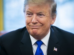 特朗普表态不因安全考虑封杀华为  利好华为全球化进程？