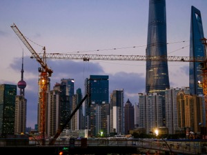 统计局：全国户籍人口城镇化率43% 城镇调查失业率4.9%
