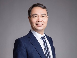 全国人大代表、传化集团董事长徐冠巨：进一步营造重视实体经济发展的氛围