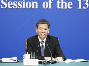刘昆：严堵违法违规举债“后门”  给地方政府债务戴上“紧箍咒”