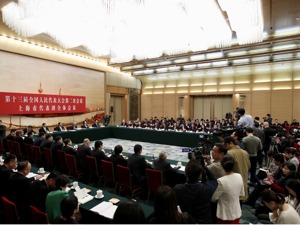 特斯拉上海工厂何时投产？黑龙江如何整治高价宰客？这里有回应