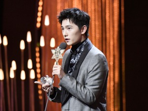 演员杨洋否认当“老赖”，判决败诉赔2000万为不实信息，小鲜肉纠纷多
