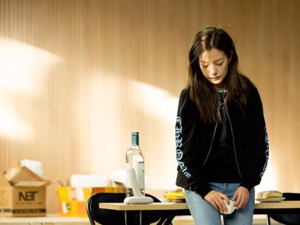 “70万太少，要让赵薇们赔得倾家荡产！”这位犀利姐又火了