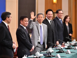 货币政策删除“中性”表述，释放了哪些信号？央行行长易纲这样说