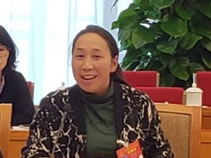 全国人大代表毛珍芳：建议将国家重点生态功能区退耕还林纳入永久性补贴