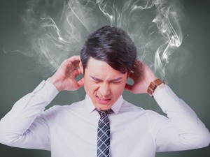 从人工到央视曝光的机器人骚扰  这么原始的电话营销为何屡禁不止？