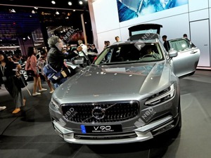 沃尔沃下调全系车型零售价，XC90最高降幅达6万