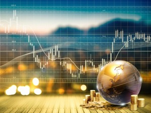 人民日报钟声：扩大开放 彰显信念与行动的力量