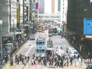 “一桥一铁”开通 拉动香港旅游业强力回暖