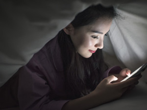 冒充白富美，话术本有7箱！上海又见大型非法荐股团伙