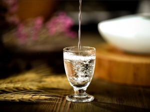 “喝酒吃药”行情还能走多久？基金经理告诉你答案
