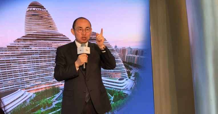 “石艺”说丨潘石屹谈房产税：中国房地产存量400万亿 房地产税才能真正影响市场