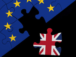 英国逾500万人请愿取消脱欧，伦敦举行大游行要求再次公投