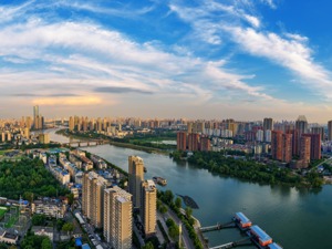 镁刻现场|恒大总裁夏海钧：城市布局主要看是否有人口净流入及产业支撑
