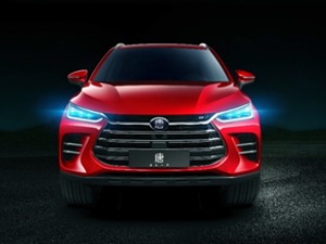 营收突破1300亿，新一轮“洗牌”前夜，比亚迪能否守卫行业领头羊地位