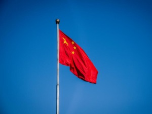 李克强：凡是违背公平竞争原则的法规制度要抓紧修改