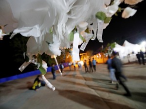 视频|最后6位英雄遗体抵达西昌  “一路走好，木里人民永不忘！”