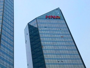 终止百亿重组后再启资本腾挪  海航控股拟56亿向海航集团“买买买”