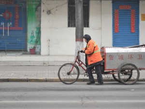 公司回应用智能手表监视环卫工，取消20分钟喊加油功能