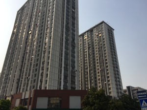 “限售令”两年期至  这座三线城市“没受什么影响，房价一直在涨”