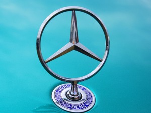 银保监会针对奔驰汽车金融发声：已要求北京银保监局开展调查