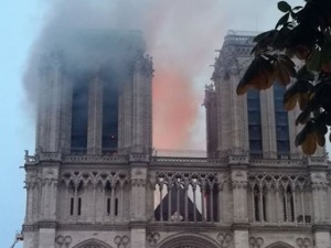 巴黎圣母院敲响警钟 国家文物局通报6起文物火灾事故 