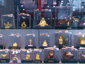 铂金先“入春” 多头憧憬“黄金时代”