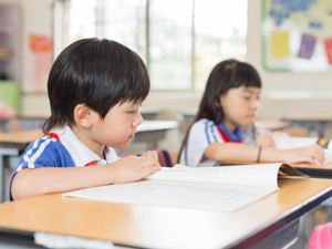 广东立法明确中小学教师管教权：必要时或可采取教育惩罚措施