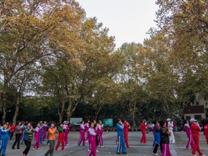 你大妈不再是你大妈了：广场舞App刷屏，中老年版“抖音”融资过亿